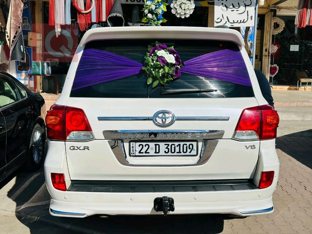 تويوتا لاندكروزر